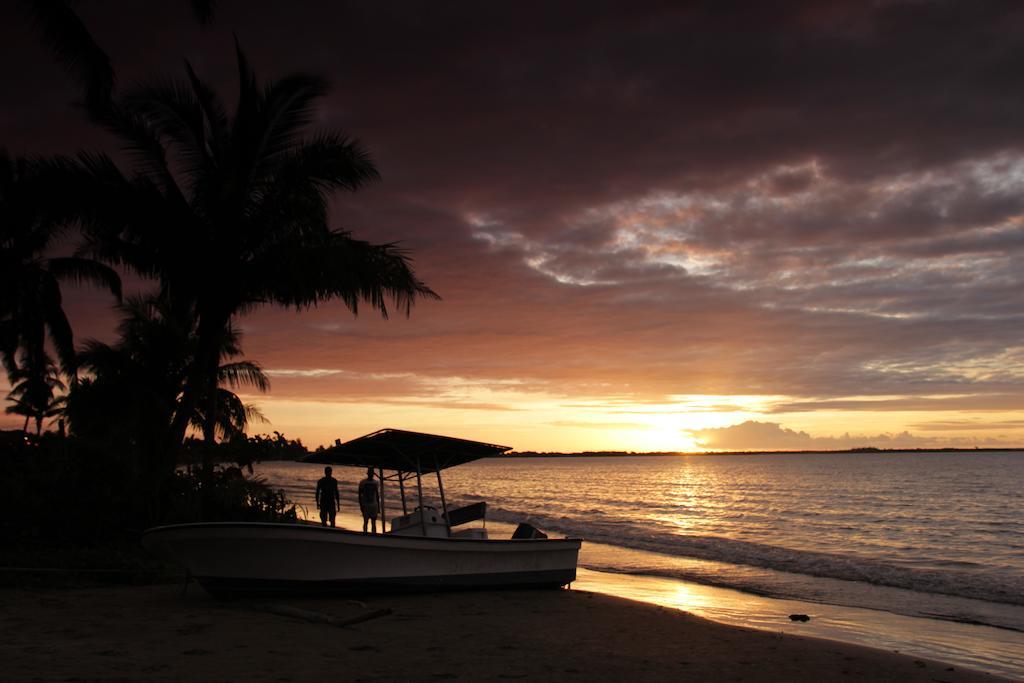 Travellers Beach Resort Nadi Exterior photo