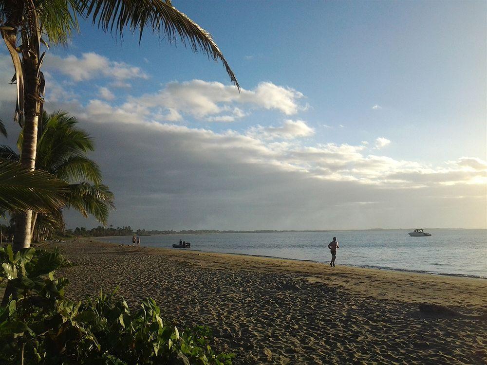 Travellers Beach Resort Nadi Exterior photo